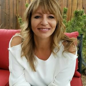 Meet your Posher, Sanoma